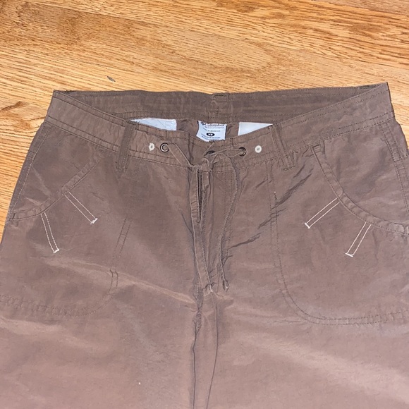 Columbia Capri Lightweight Pants - Picture 2 of 10